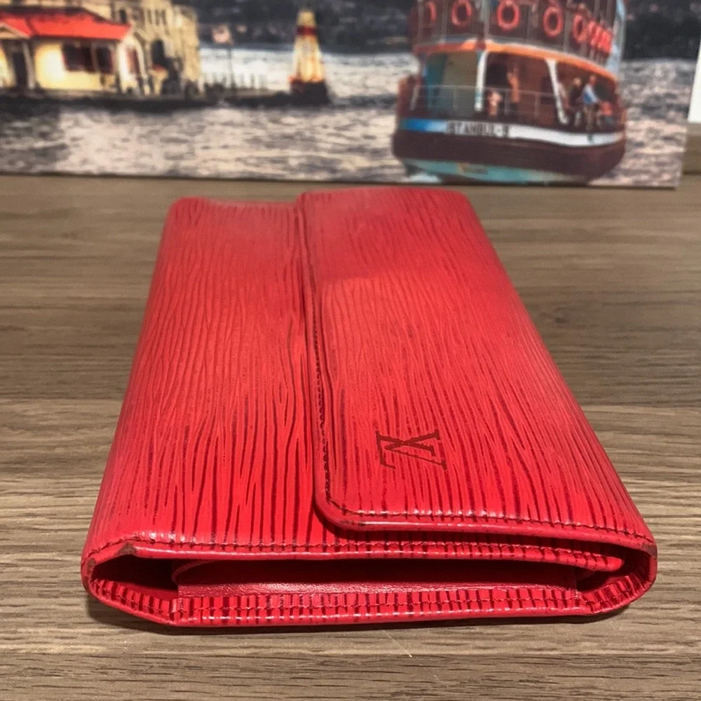 ❤️Sold❤️Louis Vuitton Epi Leather Porte Trésor International Wallet - Picture 6 of 13